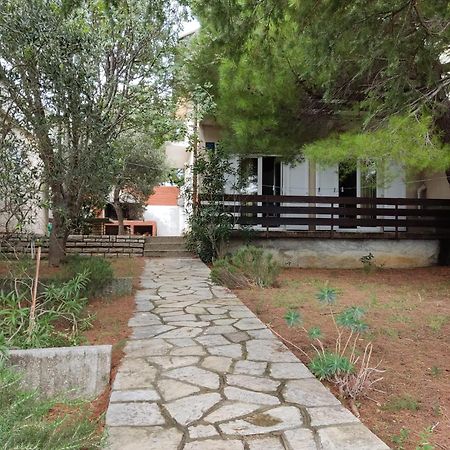 Danica Holiday House Чезарица Экстерьер фото